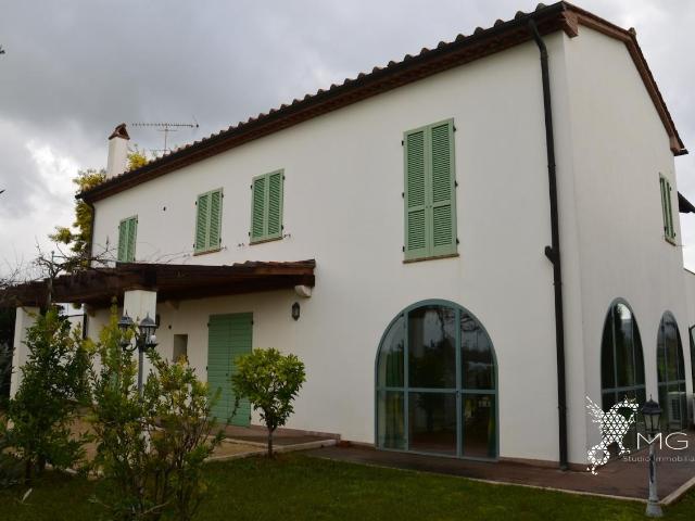 Rustico in vendita a Donoratico, Castagneto Carducci