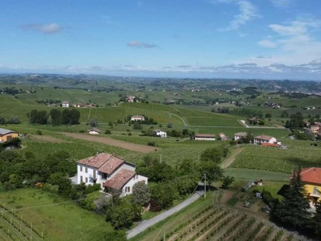 Rustico in vendita a Piemonte, Asti