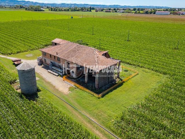 Rustico in vendita a Nuovo Circondario Imolese, Castel Guelfo Di Bologna