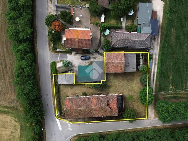 Rustico in vendita a Sant'Andrea oltre il Muson, Castelfranco Veneto