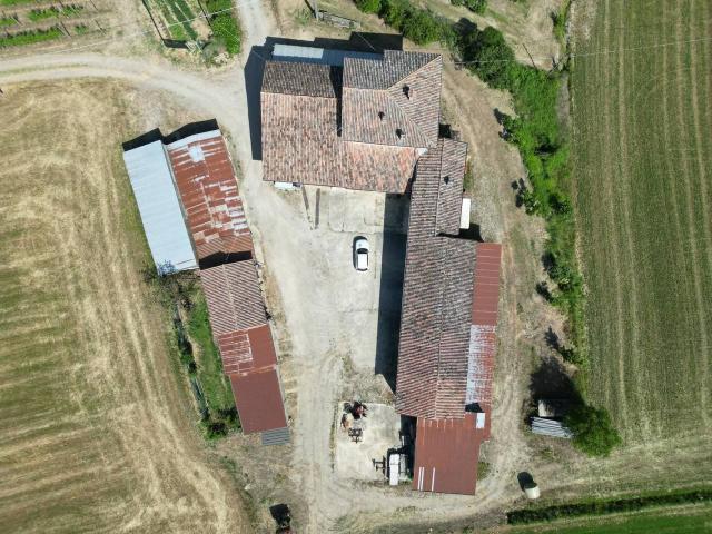 Rustico in vendita a Castell'arquato, Reggio Emilia