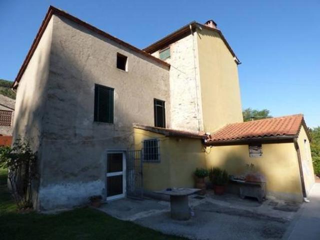 Terreno in vendita a Camigliano Santa Gemma, Capannori