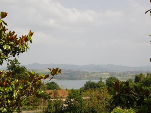 Rustico in vendita a Castiglione del Lago