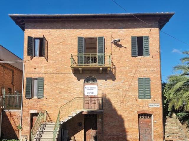 Terreno in vendita a Gioiella, Umbria
