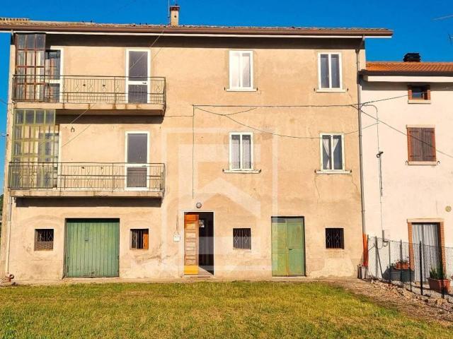 Rustico in vendita a Cavaion Veronese, Veneto