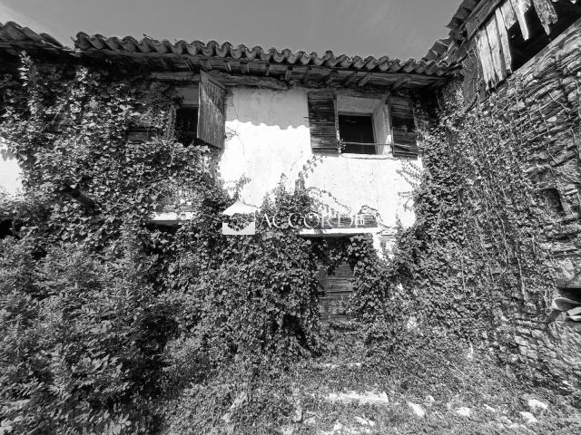 Rustico in vendita a Cavaso del Tomba, Cavaso Del Tomba