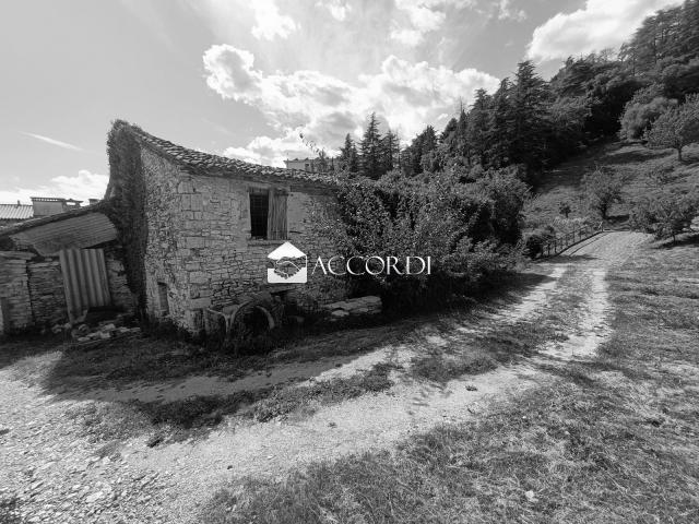 Rustico in vendita a Cavaso del Tomba, Cavaso Del Tomba