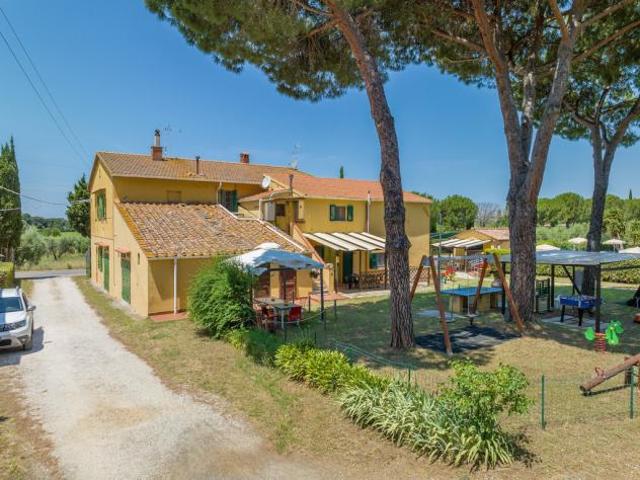 Terreno in vendita a Cecina, Toscana
