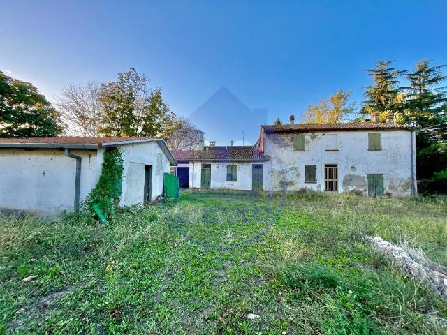 Rustico in vendita a Unione dei comuni Valle del Savio, Cesenà