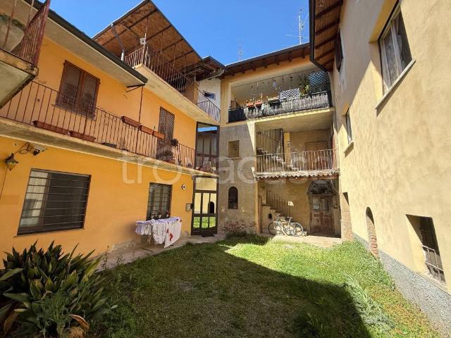 Rustico in vendita a Cirimido, Lombardia