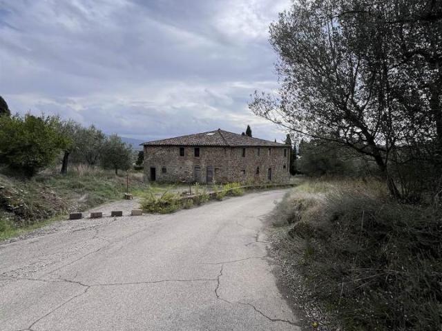 Rustico in vendita a Civitella in Val di Chiana, Viciomaggio