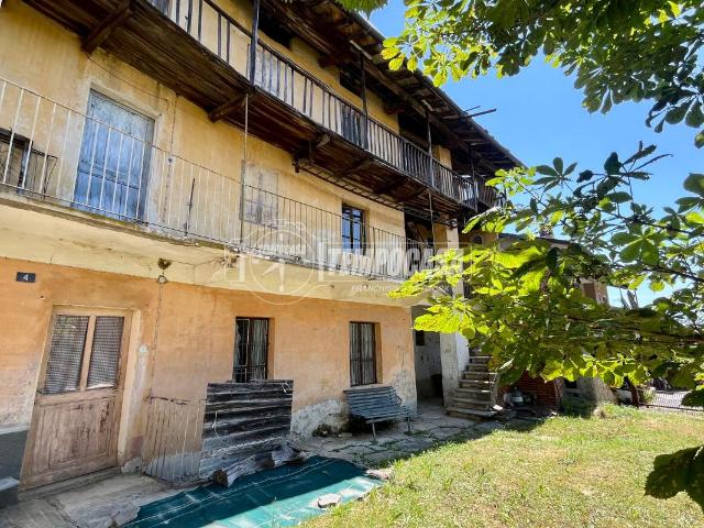 Rustico in vendita a Selvaggio, Piemonte