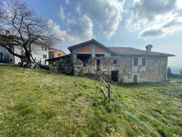 Rustico in vendita a Nava, Colle Brianza