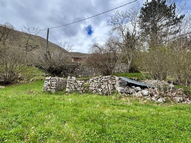 Rustico in vendita a Collepardo, Lazio