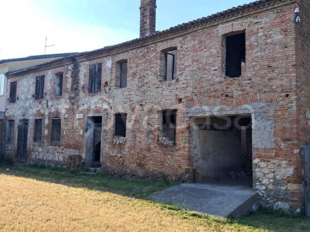 Rustico in vendita a Cologna Veneta, Veneto