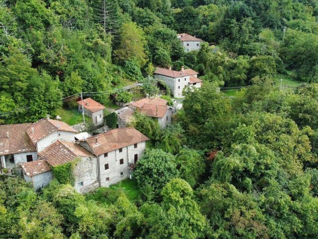 Rustico in vendita a Unione di comuni Montana Lunigiana, Comano