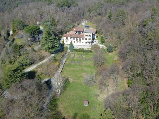 Rustico in vendita a San Fermo Della Battaglia, Lombardia