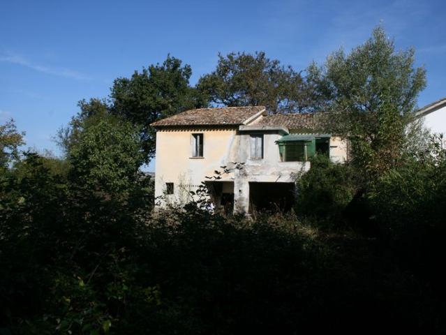 Rustico in vendita a Controguerra, Teramo