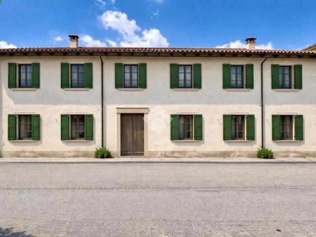 Rustico in vendita a Crocetta Del Montello, Veneto