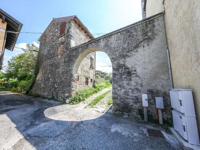 Rustico in vendita a Desenzano Del Garda, Lombardia