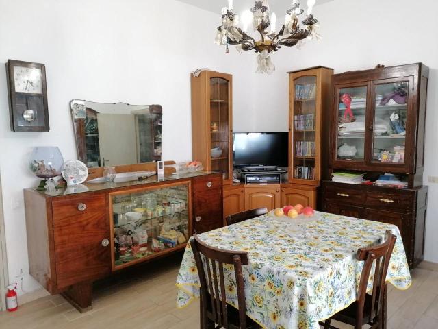 Rustico in vendita a Centro storico, Marche