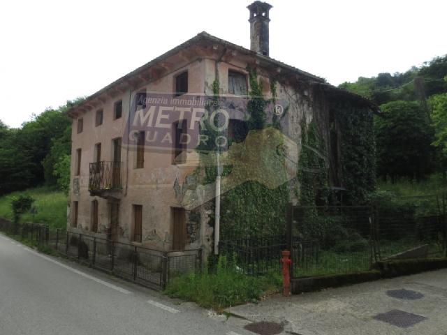 Rustico in vendita a Fara Vicentino, Veneto