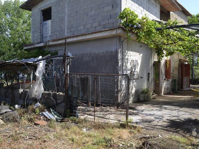 Villa Indipendente in vendita a Salto Di Fondi, Lazio