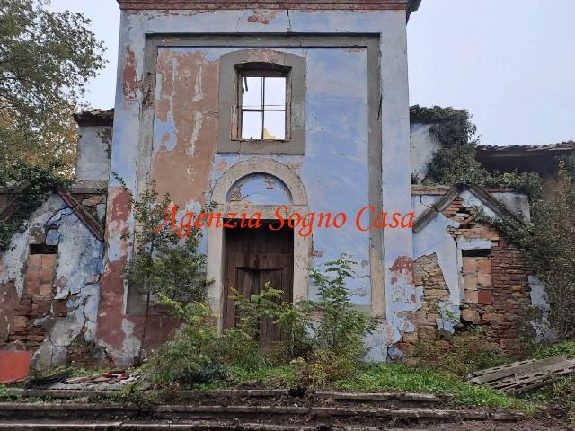 Rustico in vendita a Unione di Comuni della Romagna Forlivese, Quattro