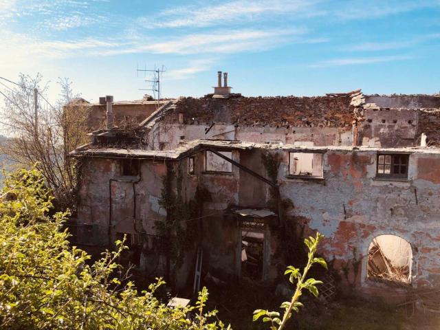 Rustico in vendita a Bassa Val Bisagno, Serra Riccò