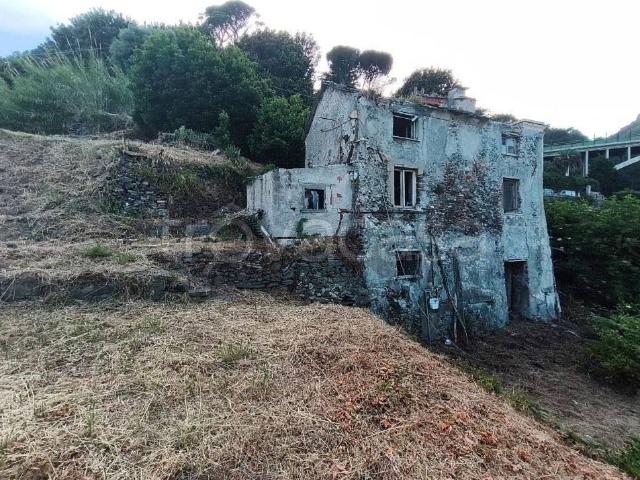 Rustico in vendita a Crevari, Genova