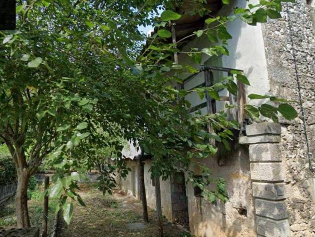 Rustico in vendita a Polcenigo, Friuli-Venezia Giulia