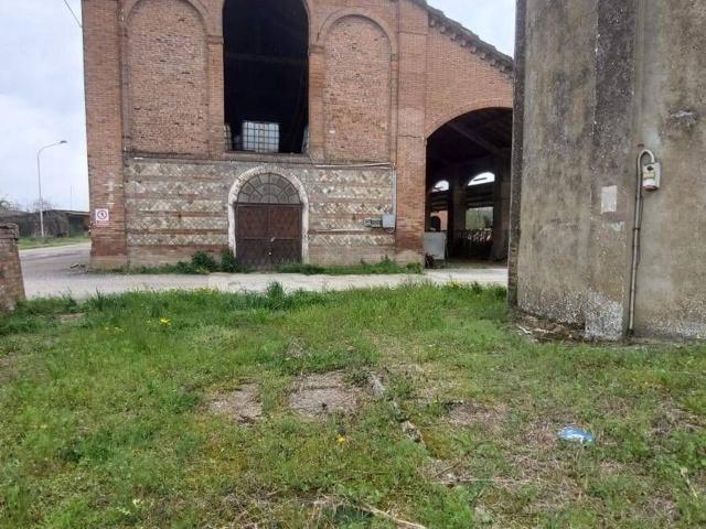 Rustico in vendita a Gragnano Trebbiense, Reggio Emilia