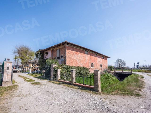 Rustico in vendita a Unione Terre di Pianura, Granarolo Dell'emilia