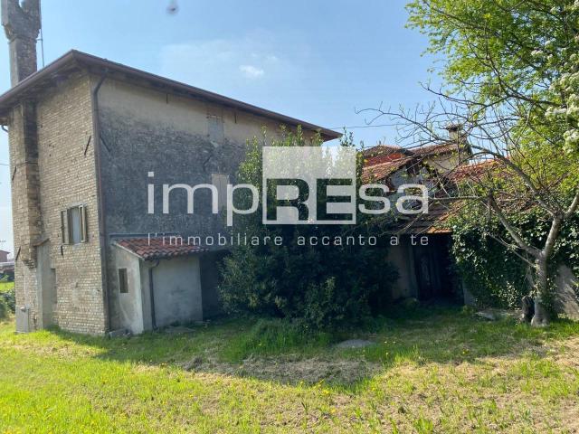 Rustico in vendita a Gruaro, Veneto