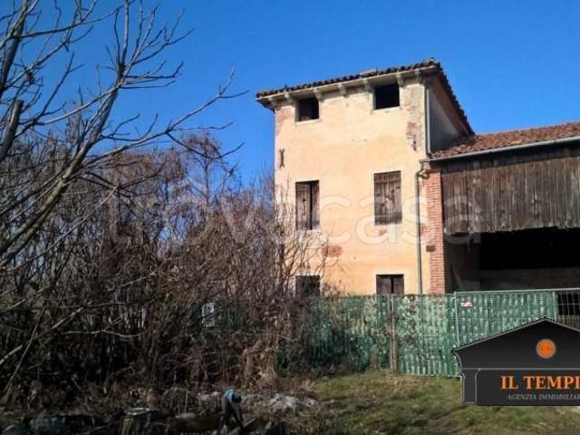 Rustico in vendita a Grumolo Delle Abbadesse, Veneto