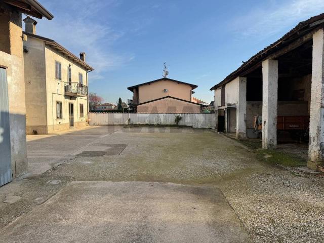 Rustico in vendita a Guidizzolo, Lombardia
