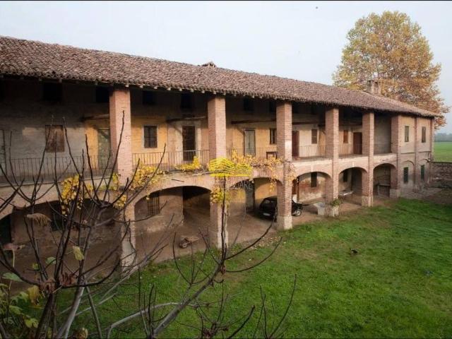 Rustico in vendita a Inzago, Lombardia