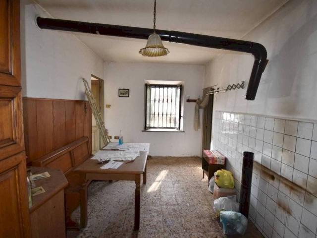 Rustico in vendita a Piemonte, Asti