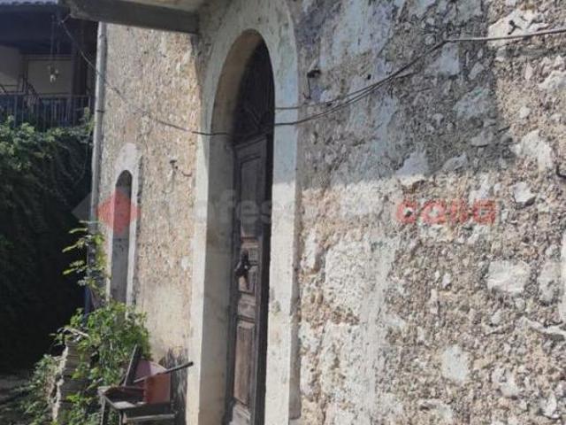 Rustico in vendita a Isola Del Liri E Superiore, Lazio