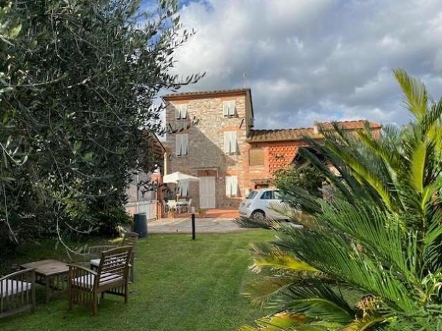 Terreno in vendita a Capannori, Toscana