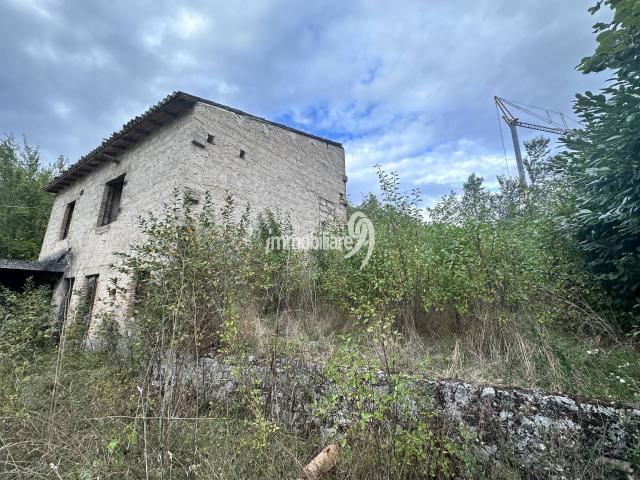Rustico in vendita a Tornimparte, Abruzzo
