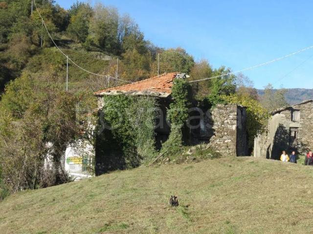Rustico in vendita a Recroso, Borzonasca
