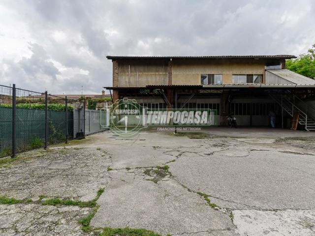 Rustico in vendita a Levate, Lombardia