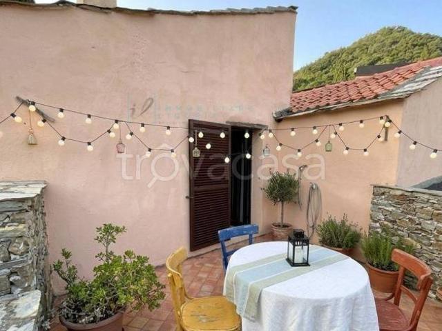 Rustico in vendita a Casanova Lerrone, Liguria