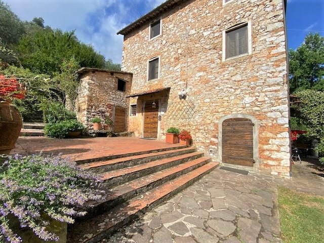 Rustico in vendita a Pozzuolo, Bagni Di Lucca Ponte