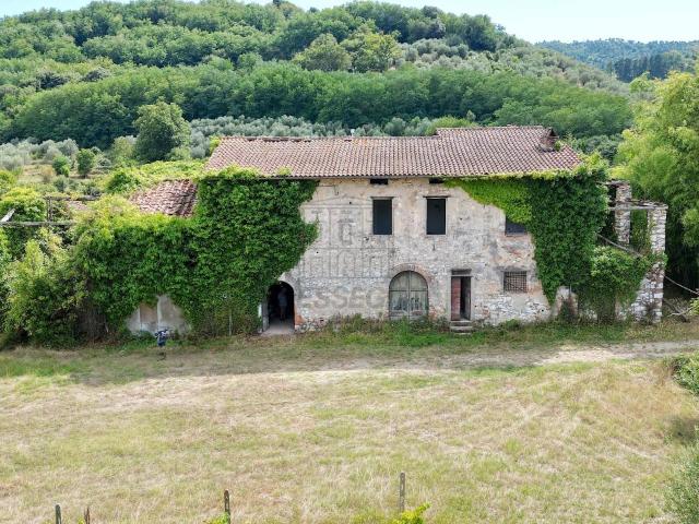 Rustico in vendita a Vicopelago, Bagni Di Lucca Ponte