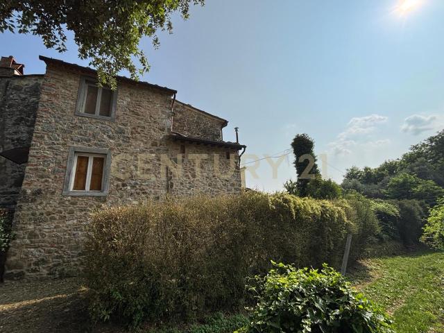 Rustico in vendita a Bagni Di Lucca Ponte, Toscana
