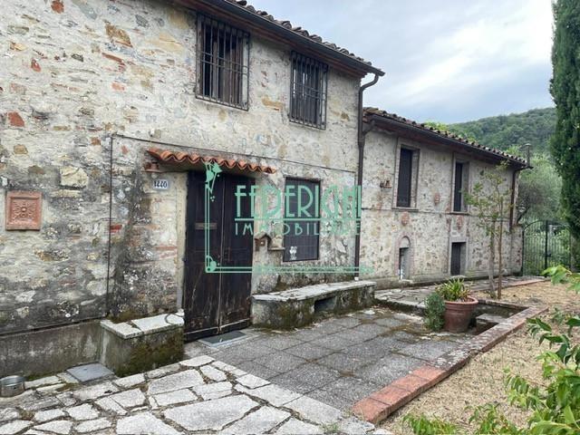 Rustico in vendita a San Macario in Piano, Bagni Di Lucca Ponte