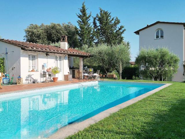 Rustico in vendita a Bagni Di Lucca Ponte, Toscana