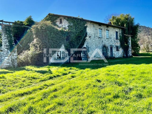 Rustico in vendita a Pozzuolo, Bagni Di Lucca Ponte